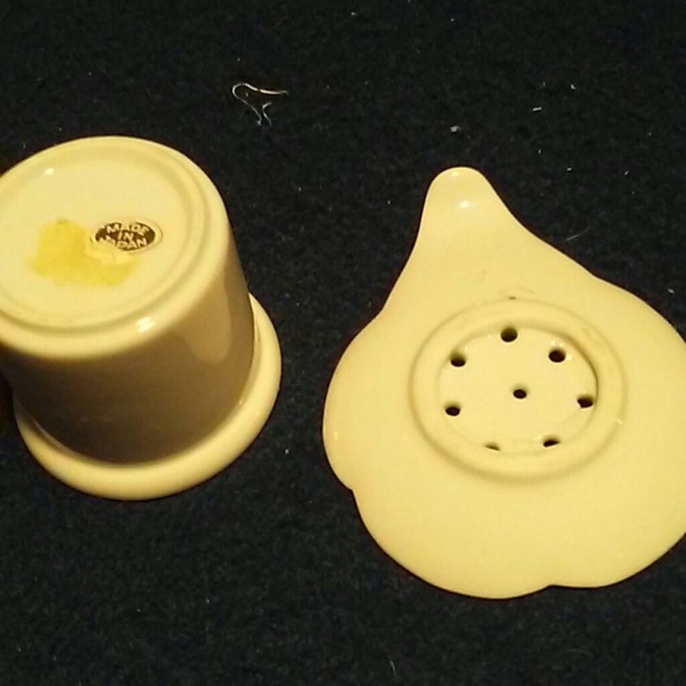 Flowered Set Matches - Picture 2 of 3